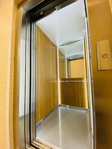 Premium La Strada